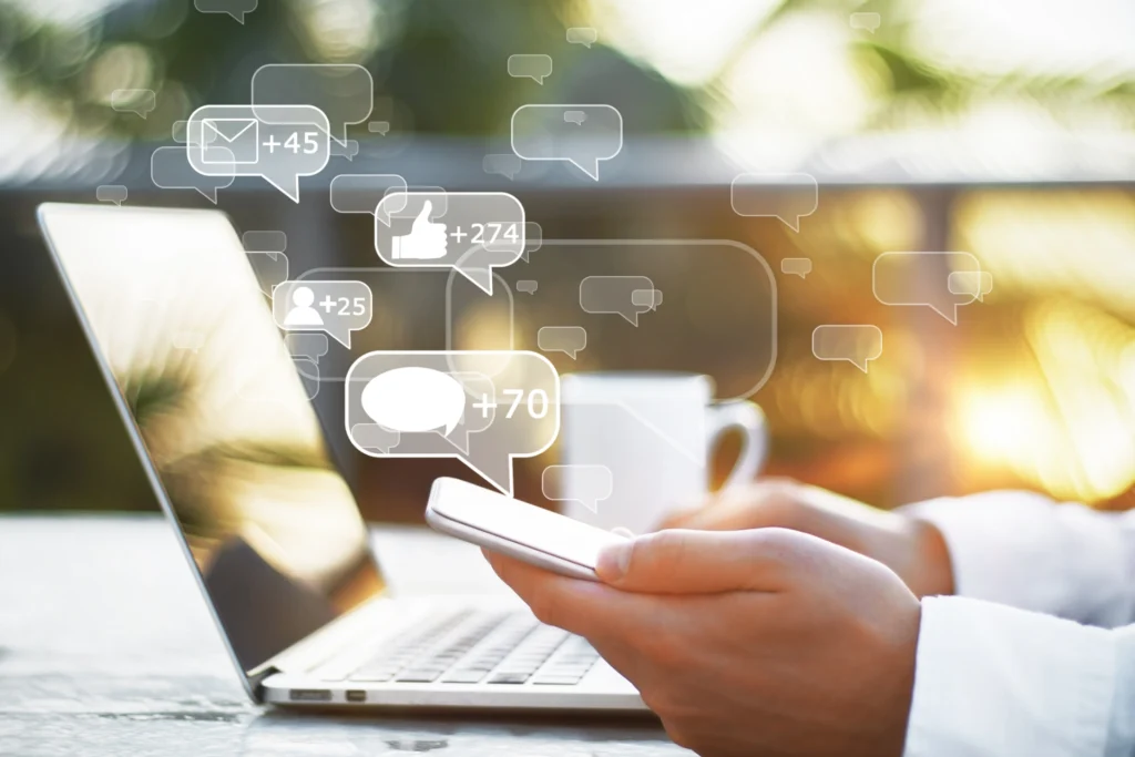 Unternehmenswebsite und Social Media im Vergleich